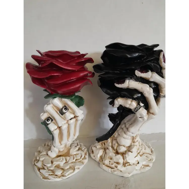 Special Rose Statue Skeleton Hand Valentine Gift 📦