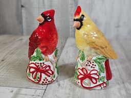 Lenox Winter Greetings Cardinal Salt & Pepper Shaker Set – New in Box