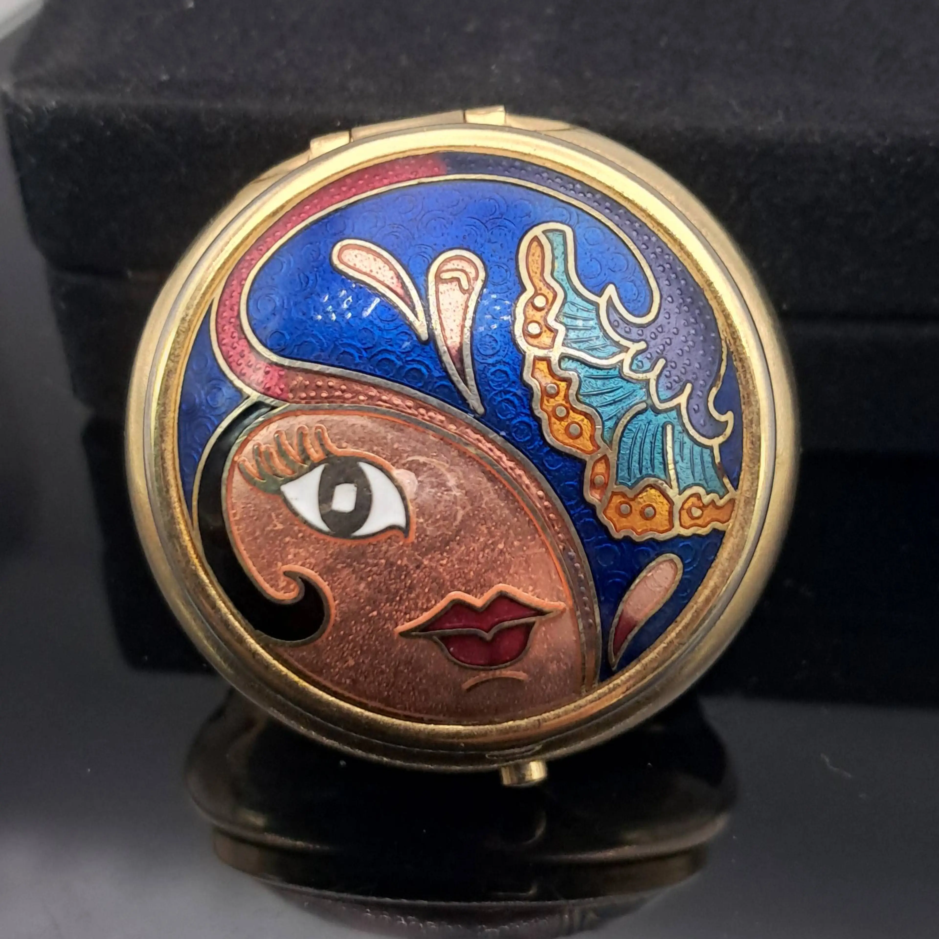 Image 1 of 3