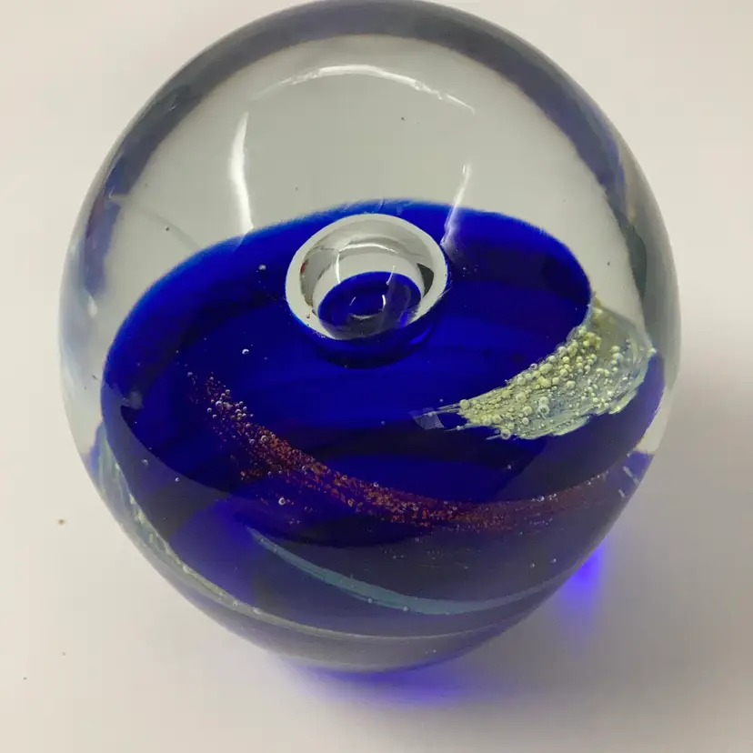 Vintage Glass Paperweight! 3 1/2” Tall x 3” Wide! READ! 1 Tiny  Chip And A Scuff As Seen In Close Up Pictures! Buff Worthy!