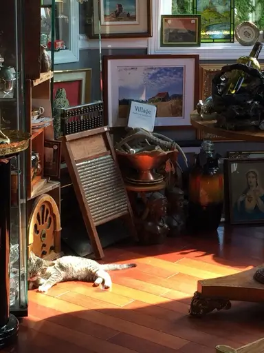 Tuesday Night Vintage Variety Tikis & More With Vintiquity 