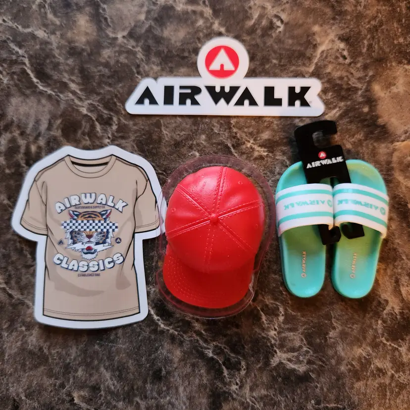 Airwalk miniature accessories