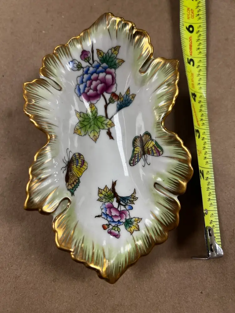 Herend Queen Victoria Leaf Shaped Nut/Candy Dish-#7724/VBO