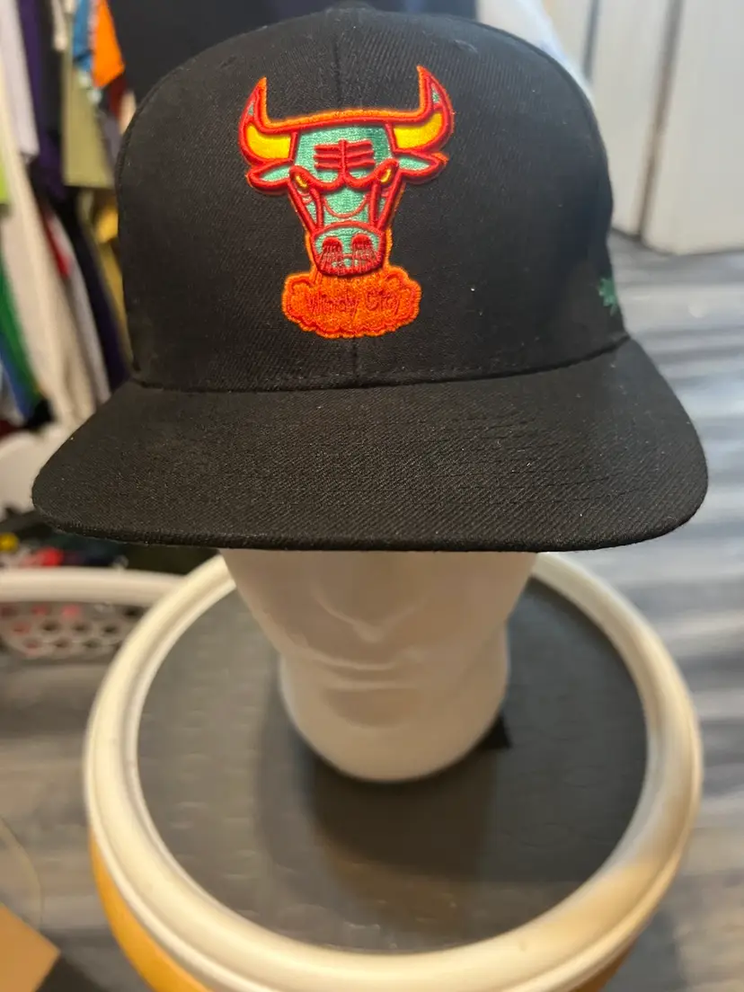 Chicago Bulls NBA Fitted 7 1/8 Hat