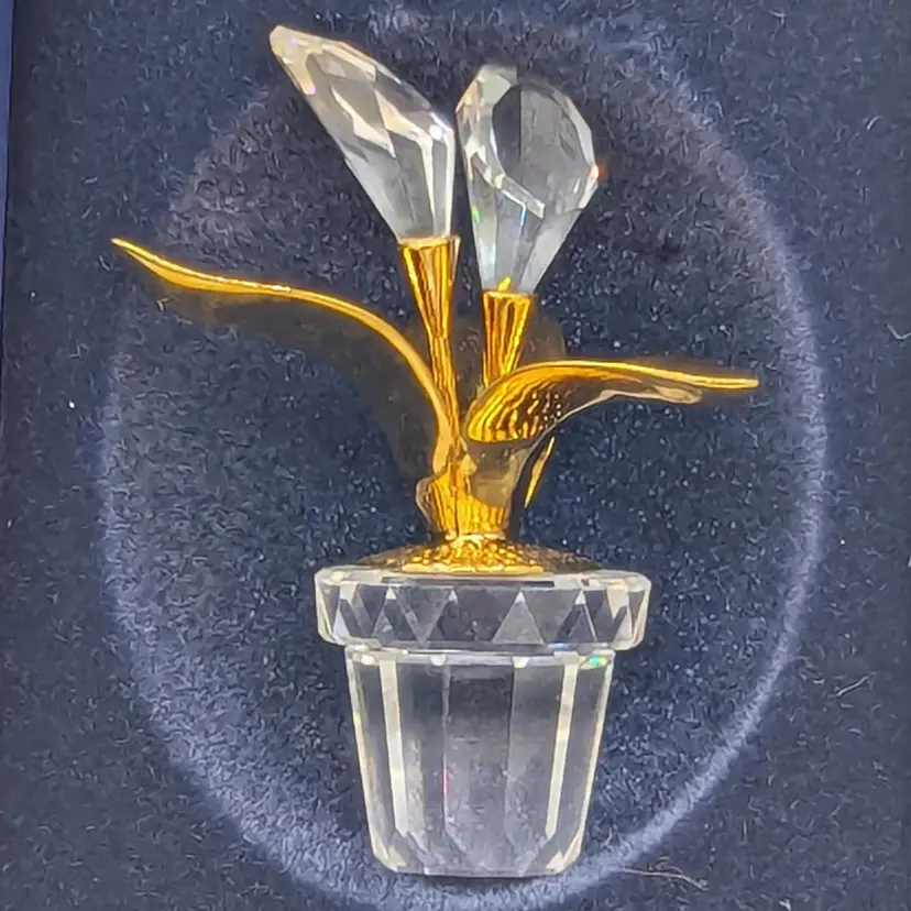SWAROVSKI CRYSTAL MEMORIES – CALLA LILLIES GOLD 675654