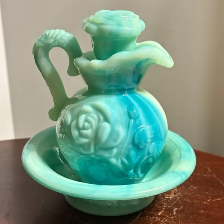 Avon Jadeite Victorian Rose Wash Set