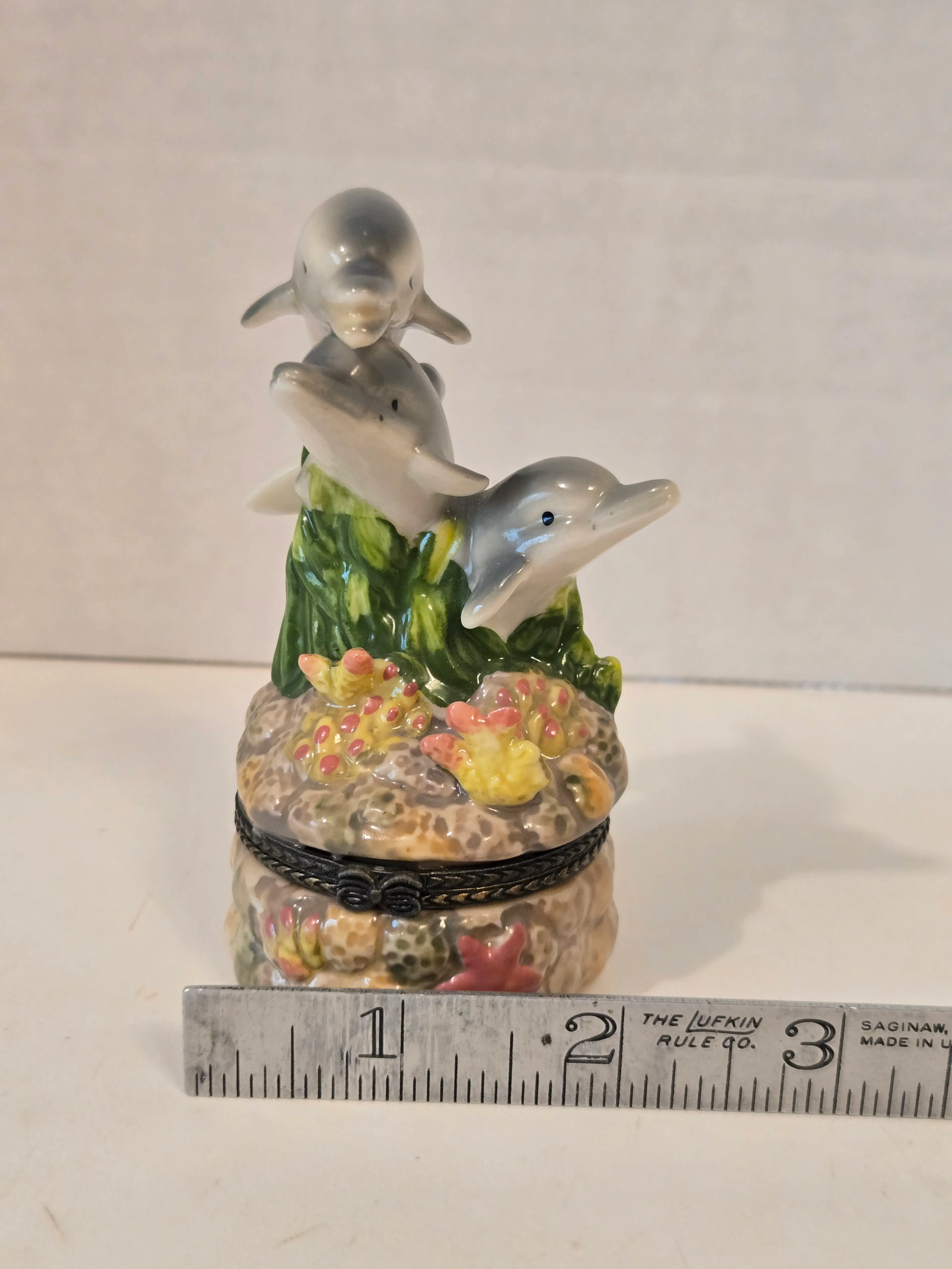 Image 4 of 14