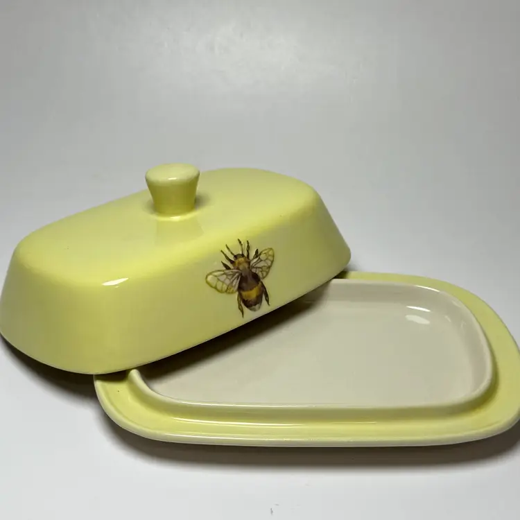 The Old Pottery Company Lidded Embossed Honey Bee Butter Dish Yellow Ceramic