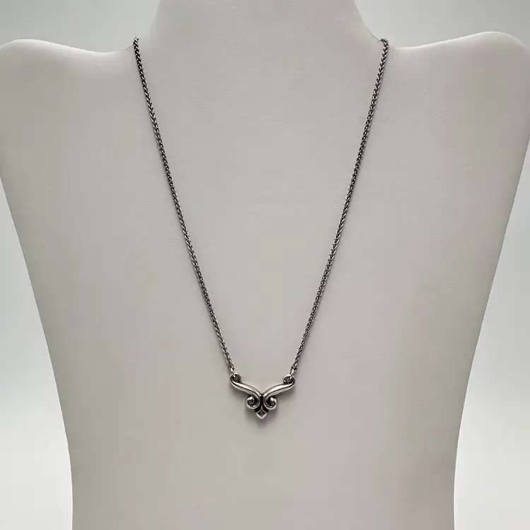 James Avery Retired Scroll Pendant Necklace 925 Sterling Silver Signed Spiga 16" B25