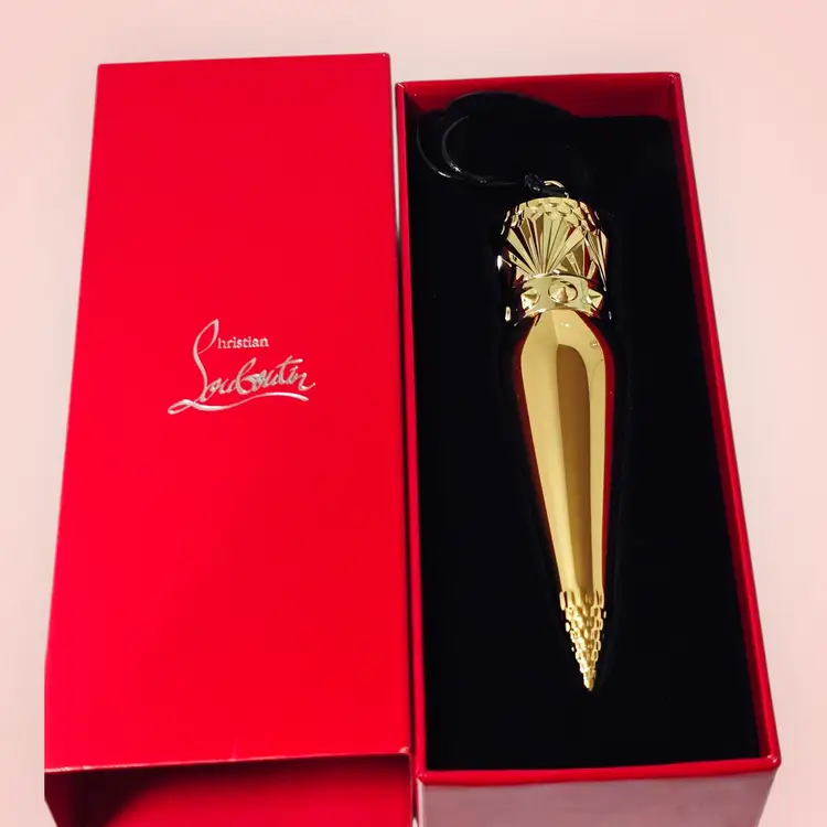 NWT CHRISTIAN LOUBOUTIN Silky Satin Lip Color ROUGE LOUBOUTIN 001 NIB/3.8g $105