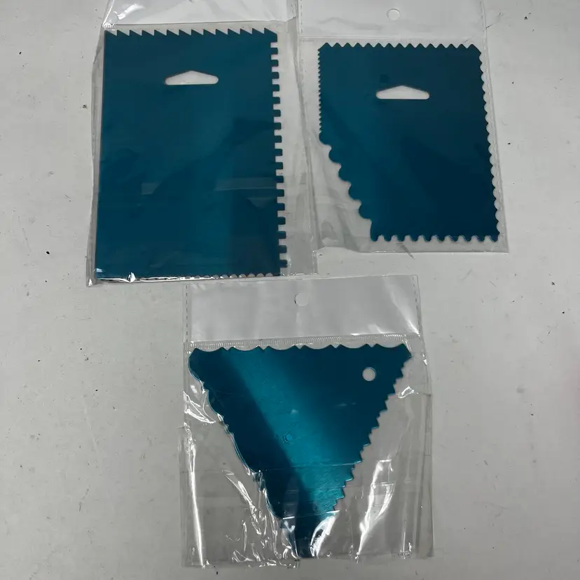 Set Of Cake Scrapers Decorating Frosting New