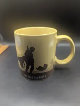 New Star Wars Mandalorian Mug Baby Yoda Yellow & Brown Coffee Cup 20 oz.