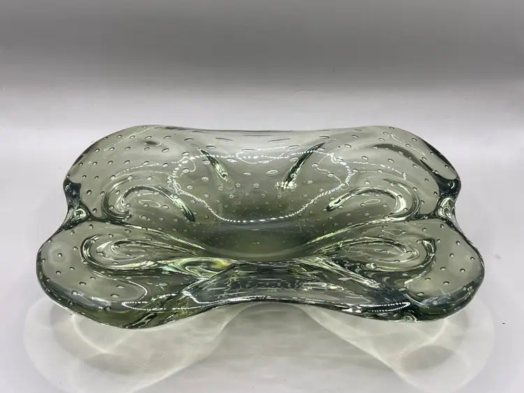 Large Art Glass Bowl Controlled Bubbles Avocado Green Slight Glow 8.5”