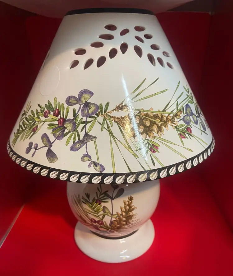 Lenox Winter Greetings Candle Lamp