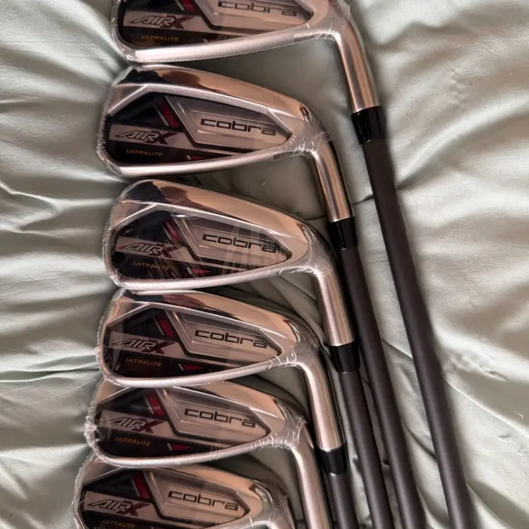 Cobra Air-X Ultralite Iron Set 6-PW, SW - Cobra Ultralite 50G Reg Flex Graphite Shafts