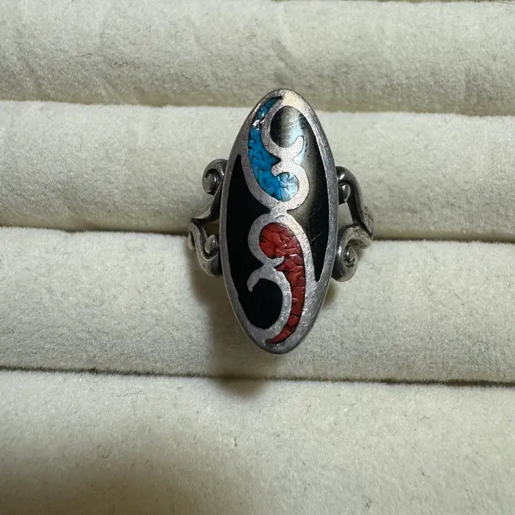 Sterling Crushed Turquoise/Coral And Onyx Ring Sz 7
