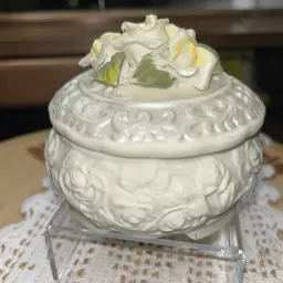 Vintage Capadimonte Style Trinket Box Bisque with Applied Rose Beautiful Vintage Ivory