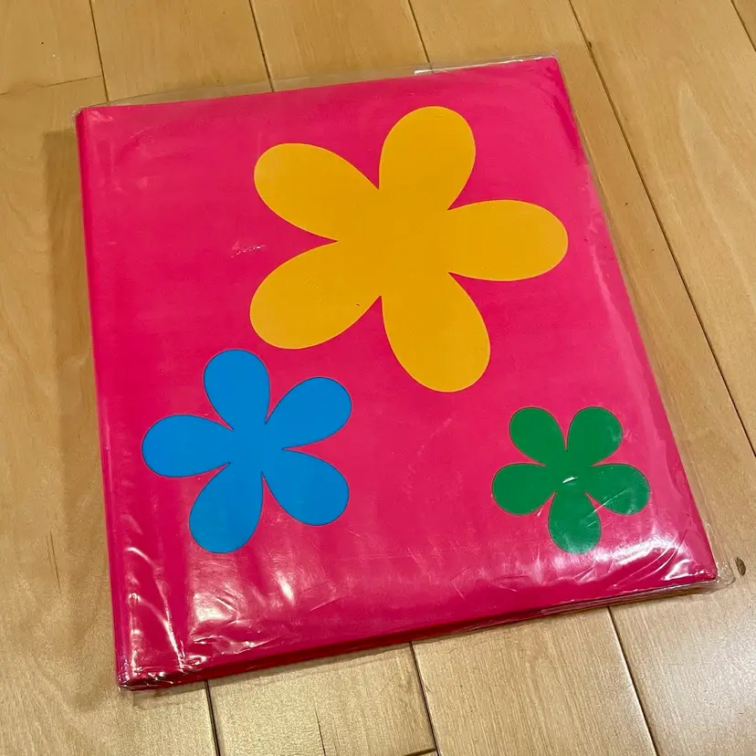 Bibi Groovy Flower Power Vintage Photo Album in Hot Pink (11.75x10.5”)
