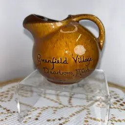 The Timeless Table: Vintage Pottery Collections