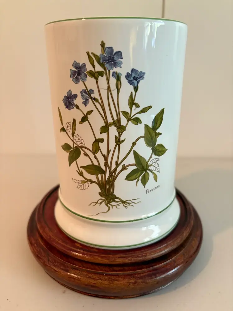 R.B. BERNARDA PORTUGAL BNA10 6.5 INCH STONEWARE VASE OR CROCK