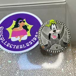 Disney Hidden Mickey Pin 3 Of 4. Vintage 2007’