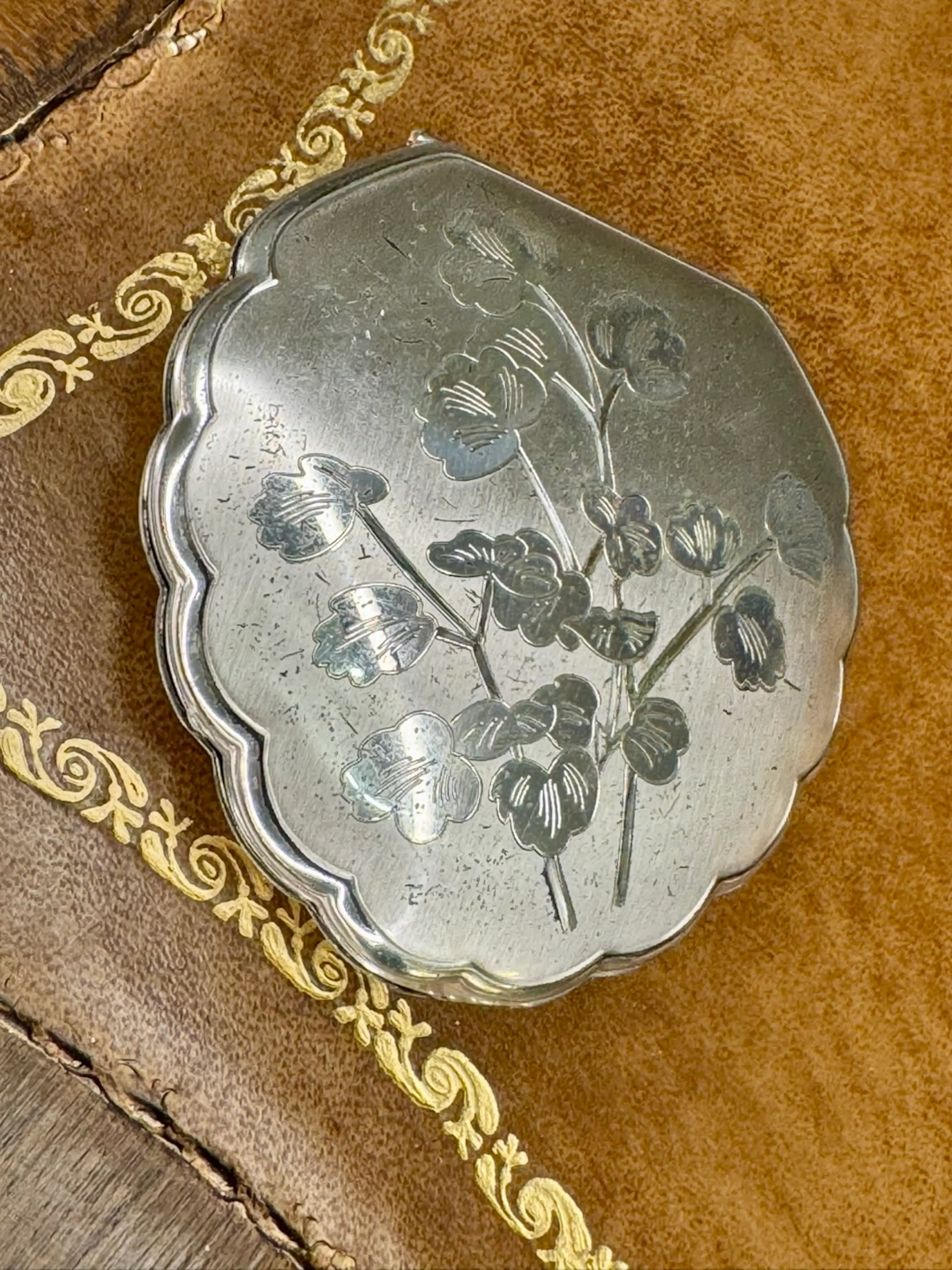 Image 1 of 3