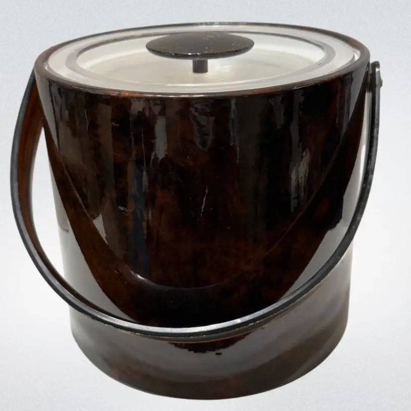 Vintage MCM Georges Briard Tortoise Shell Plastic Vinyl Ice Bucket USA w Tongs 8” Dia. 9” Tall