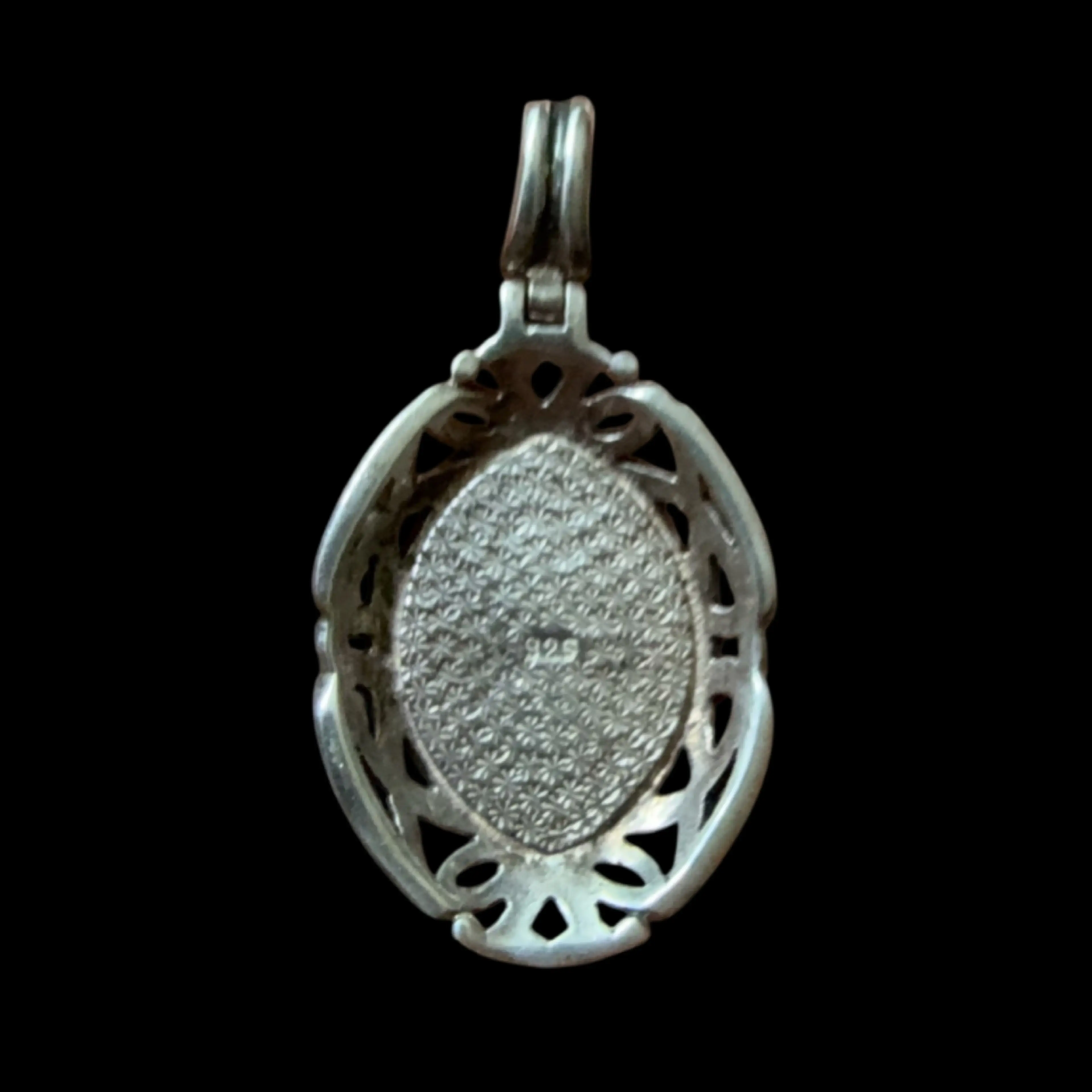 Image 3 of 6