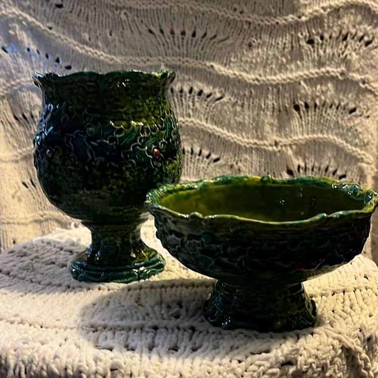 VINTAGE NAPCOWARE CERAMIC CHRISTMAS HOLLY BERRIES CANDLE HOLDER X-7275 AND PLANTER C-7273