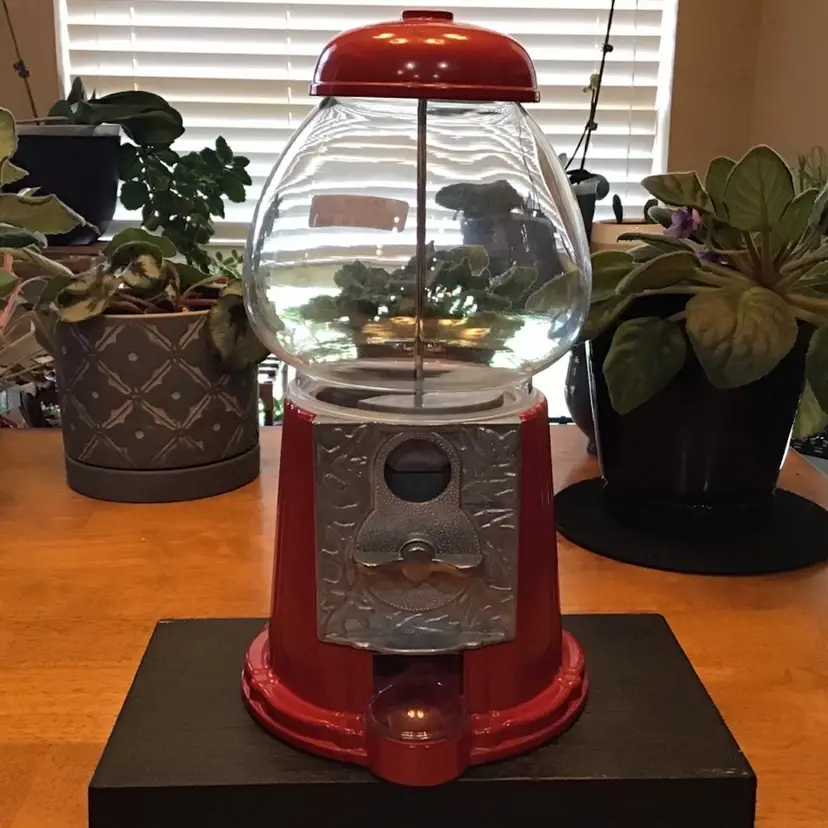 Table Gum Ball Machine Works