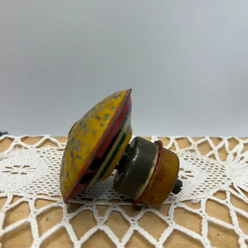 Vintage Tin Lithos Spinning Top Toy Japan