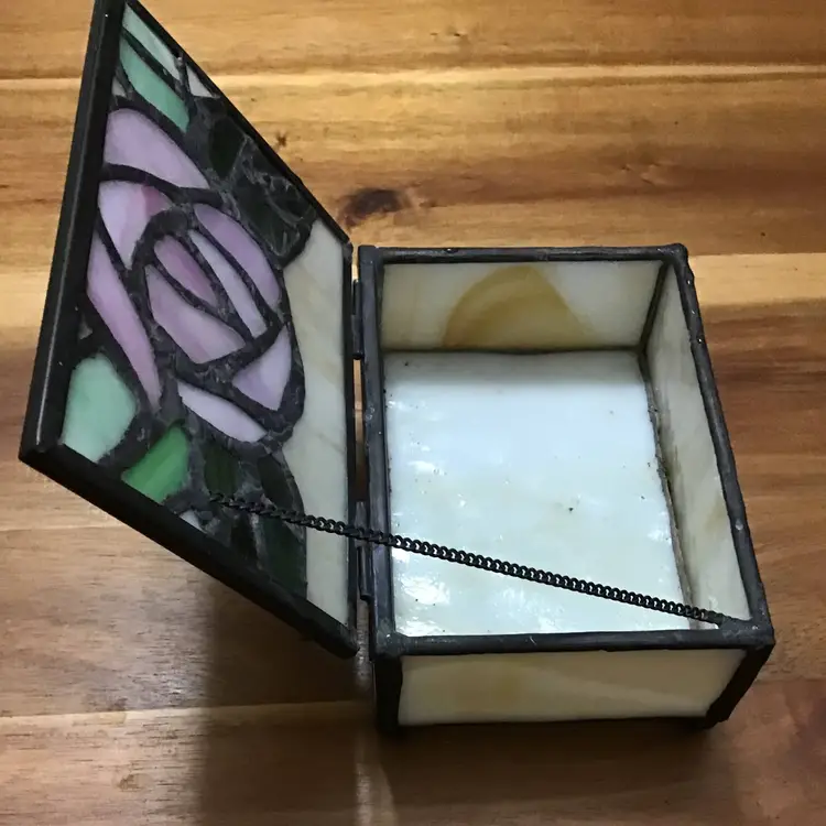 Vintage Slag Stained Glass Trinket Hinged Jewelry Box Pink Rose Design Rectangle