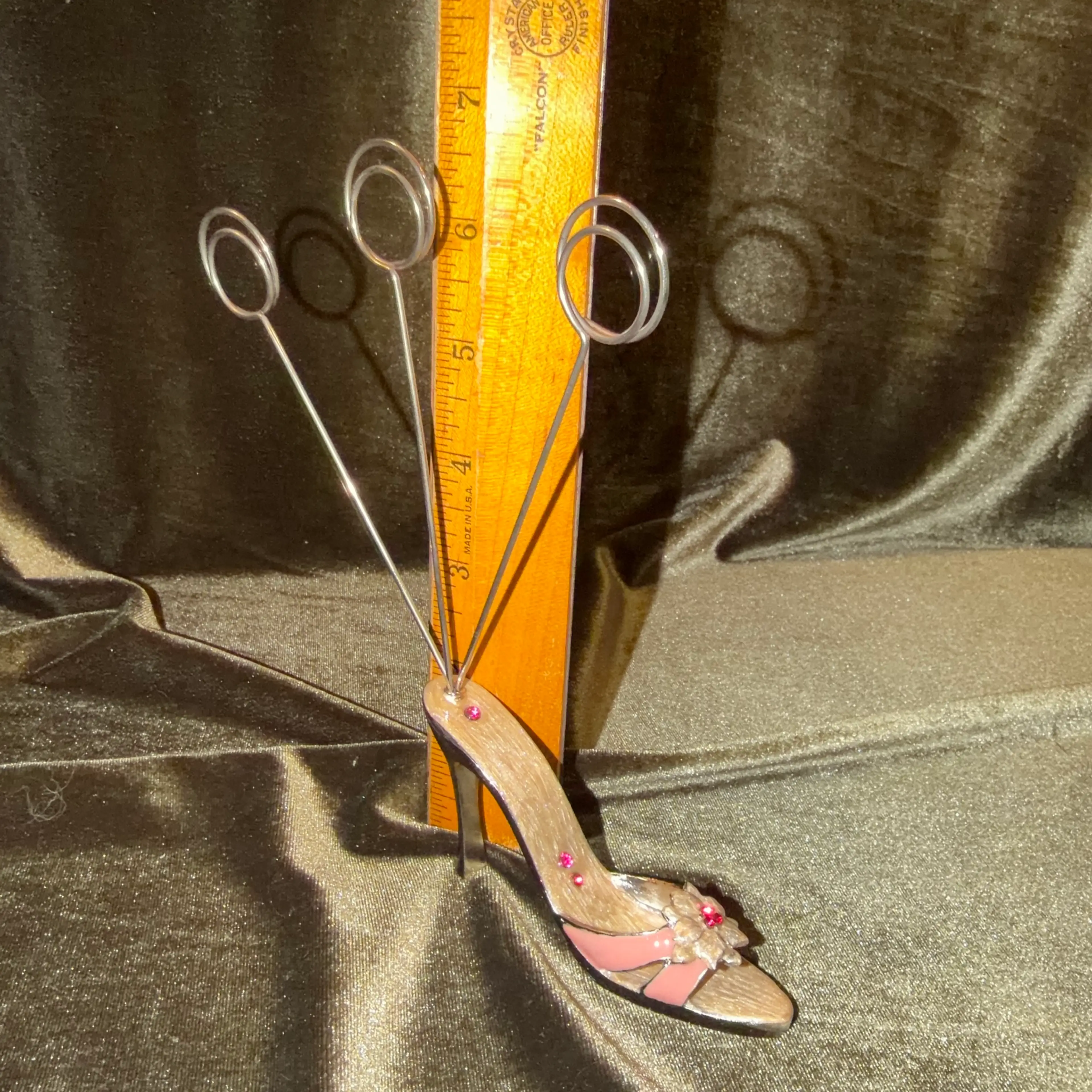 Image 2 of 6