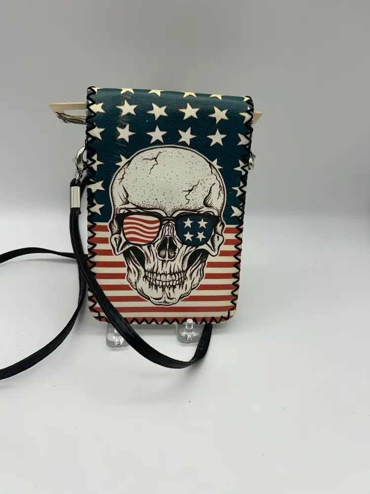 Crossbody With Americana Style Skull
