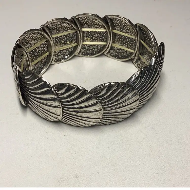 Shells Silvertone Stretch Bracelet