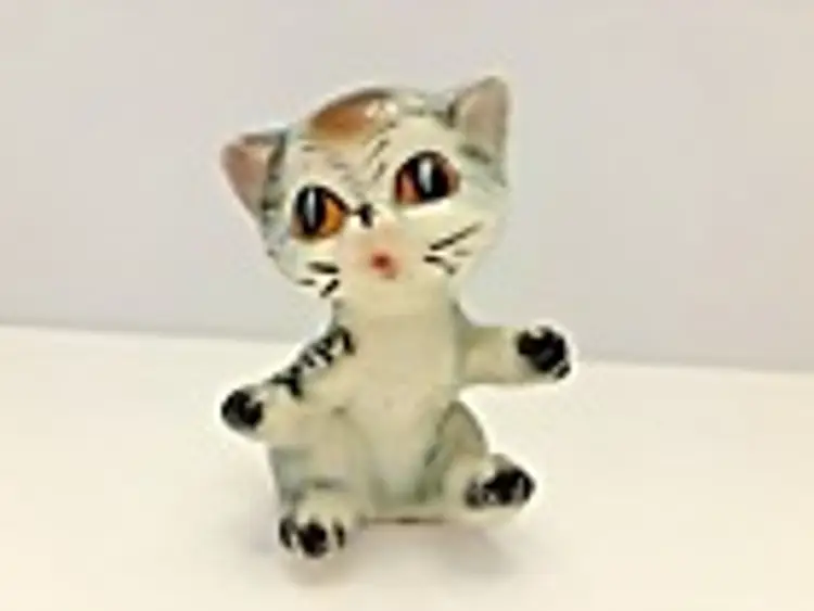 Cat Figurines 2 Vintage Glass Cats Wales Japan 3 Inches Tall Ceramic

Clover Marketplace