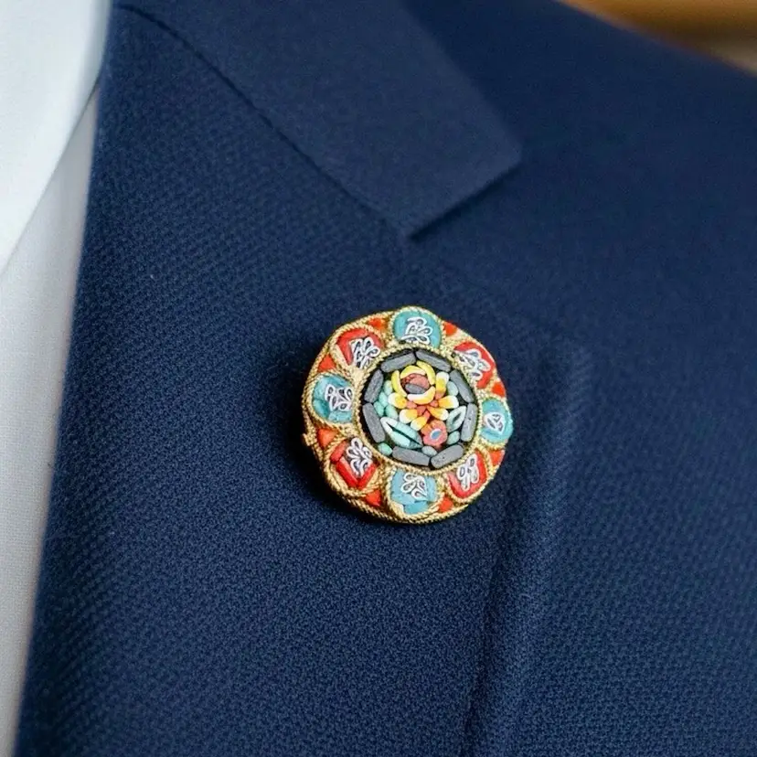 Broche Vintage Ancienne En Micro-céramique - Bijou Italien Antic - Occasion Avec Son Histoire