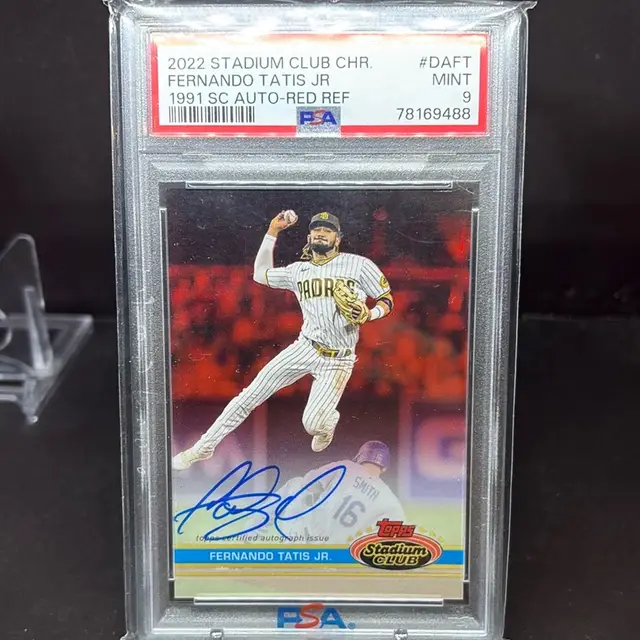 Fernando Tatis Jr.  Auto Red Ref /5 PSA 9