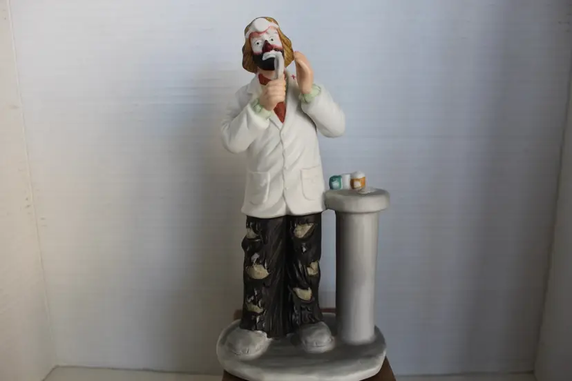 Emmett Kelly Jr  Dentist Hobo Clown Figurine By Flambro