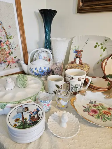 All Floral, Fruit & Fauna - Vintage Variety 