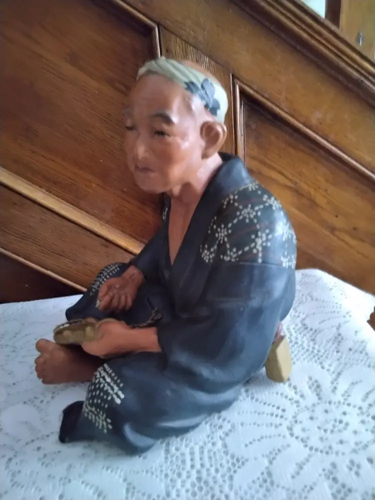 Vintage Urasaki Hakata Ceramic Figurine Doll Rare