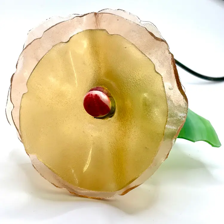Artisan Made Glass Poppy Flower With Leaf On Metal Stem 5”