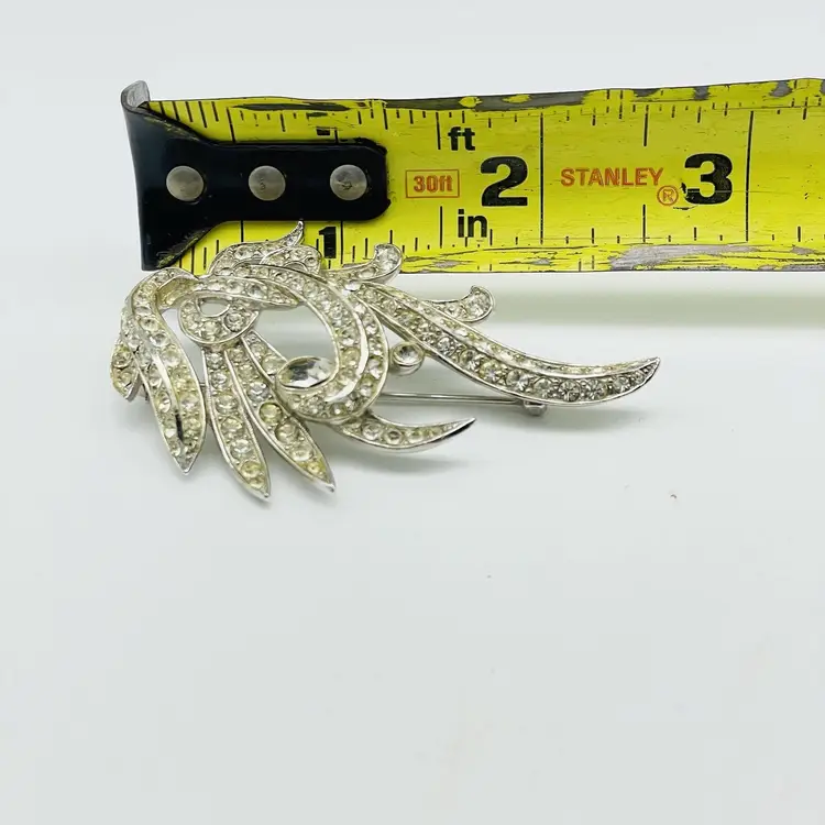 ORA Rhinestone Brooch Silver Tone Leaf Swirl Vintage 1950s Signed 11962