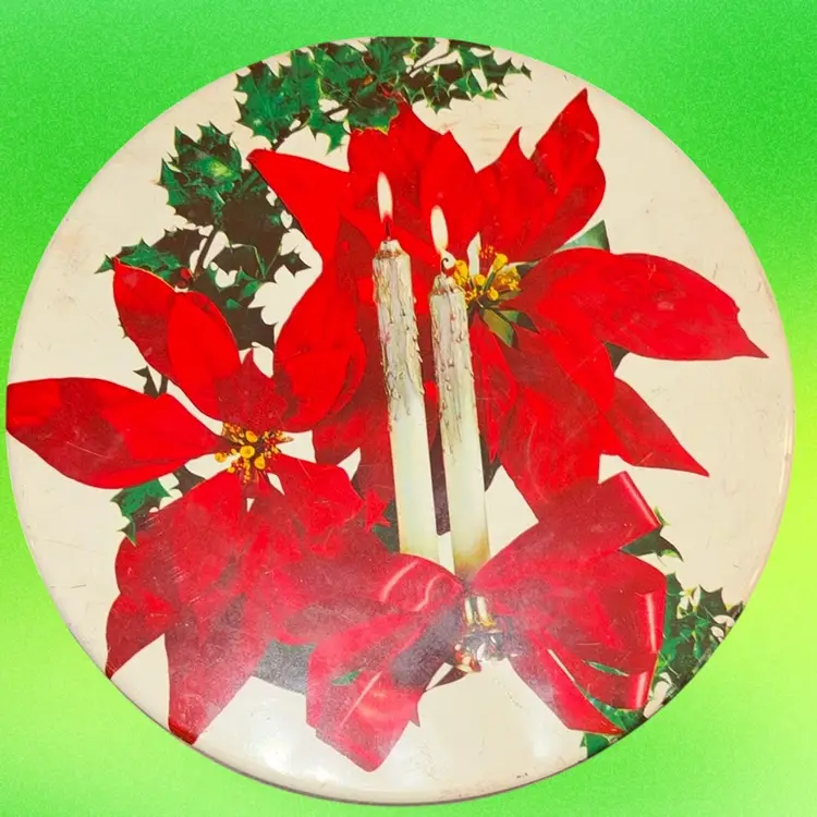 Vintage Christmas Tin With 18 Vintage Glass Ornaments