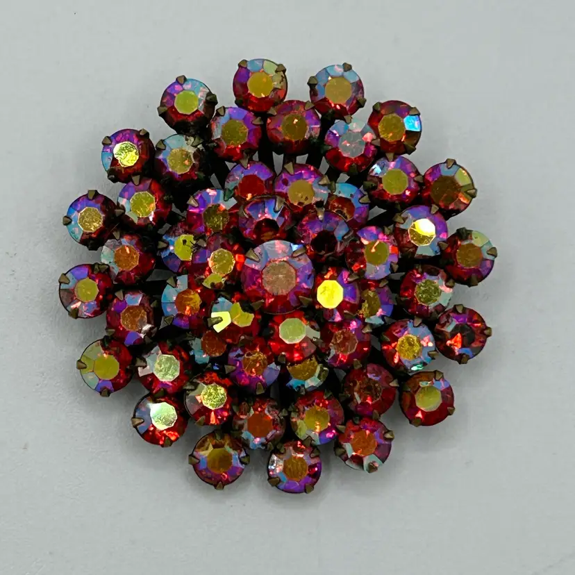 Vtg Brooch Round Aurora Borealis Burst Red Rhinestones Unsigned