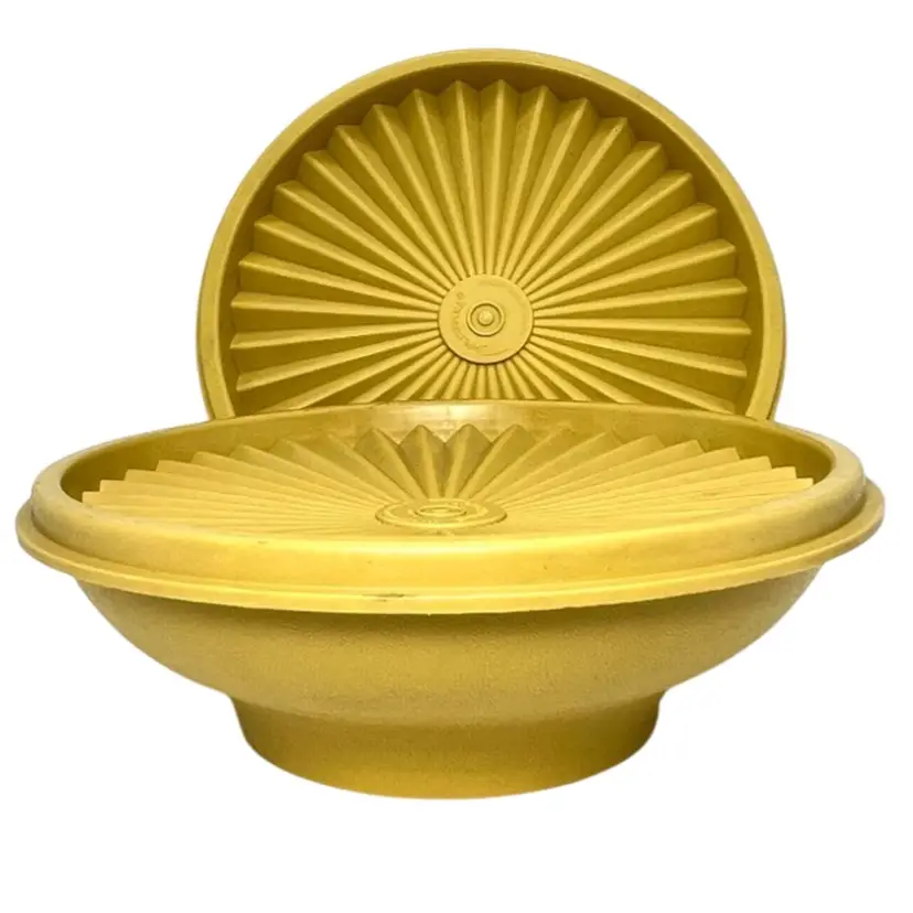 Vintage Golden Yellow Tupperware Lidded Bowl. With 2 Lids.