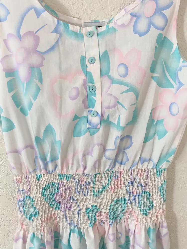 Vintage Qpid floral drop waist dress.