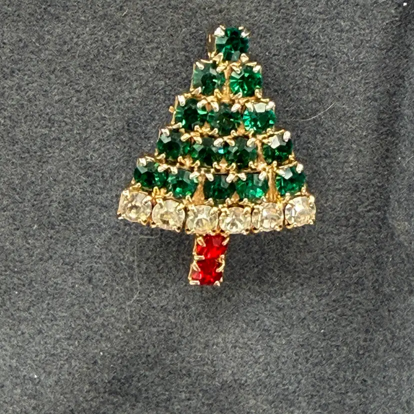 Christmas Tree Brooch Pin Vintage Multicolored Jeweled Rhinestone Gold Tone