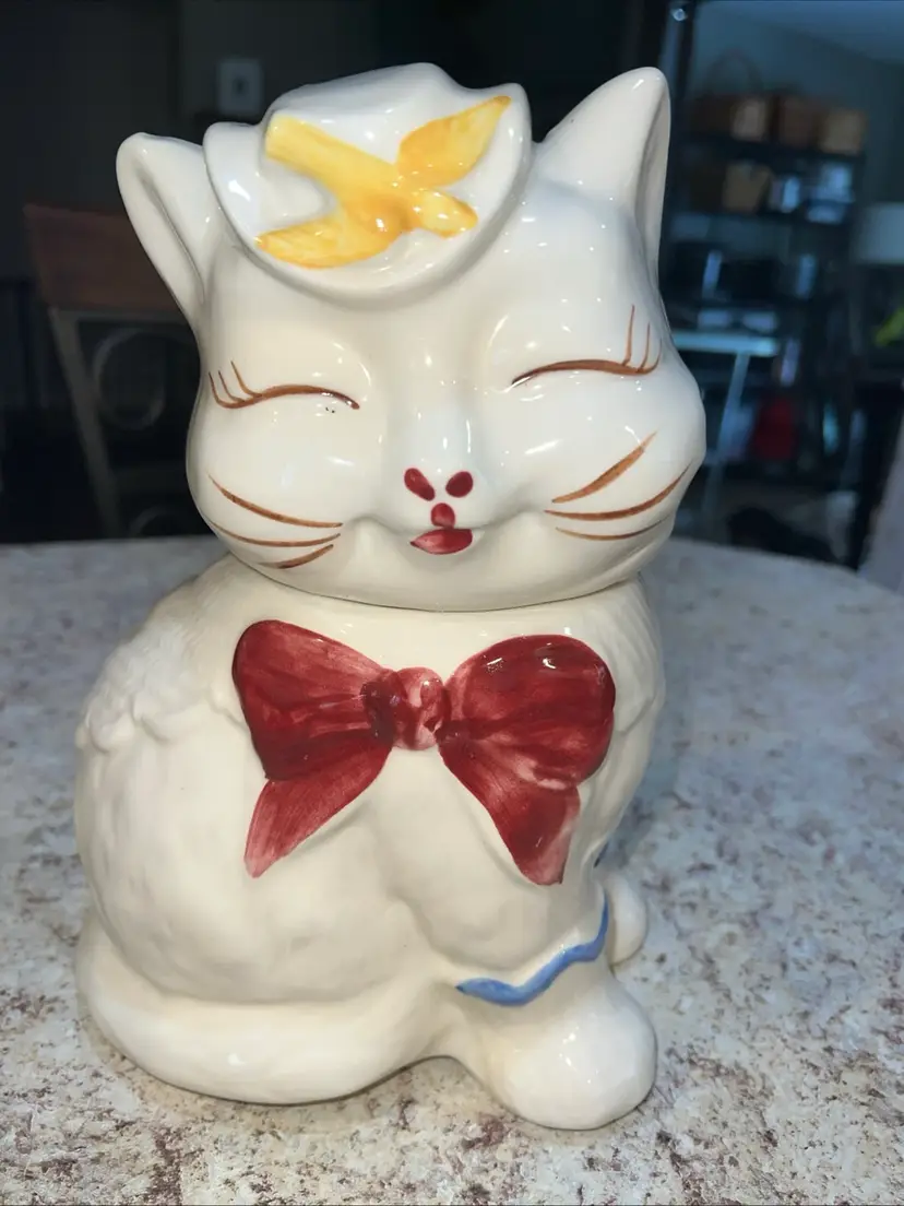 Shawnee Puss N Boots Ceramic Hand Painted Cookie Jar