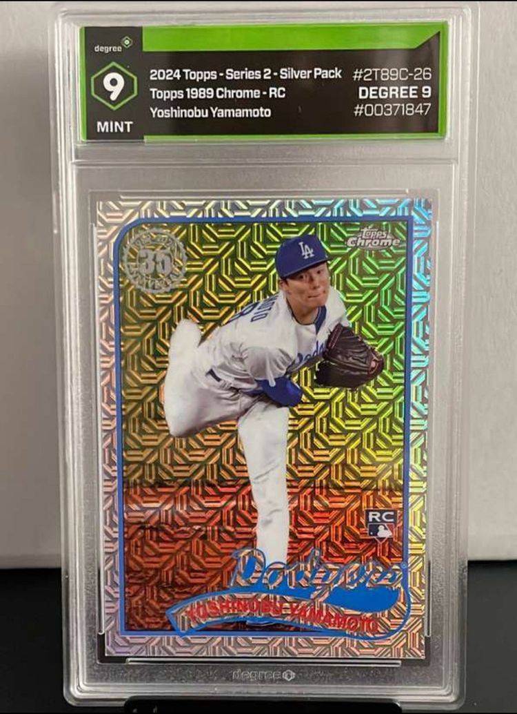 2024 Topps Chrome Yoshinobu Yamamoto RC Degree 9